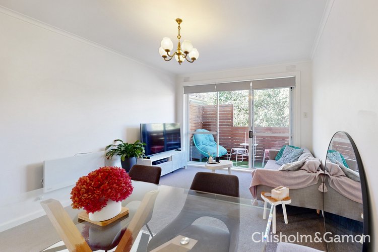 12/63 Ormond Road Elwood 3184