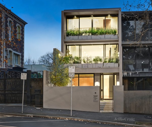 127 Wellington Parade South East Melbourne 3002