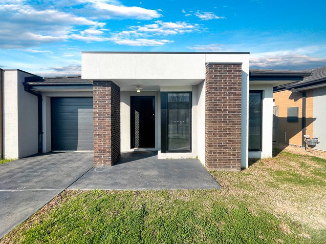 127 Wurrook Circuit North Geelong 3215