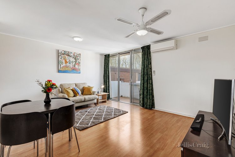 12/70 O'Shanassy Street North Melbourne 3051