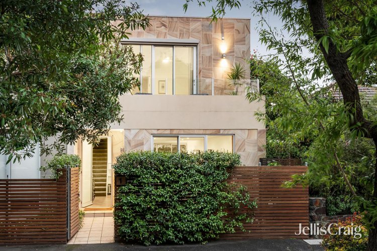 1 272 Nott Street Port Melbourne 3207