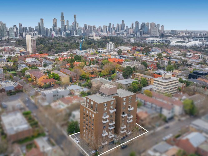 12 77 Caroline Street South Yarra 3141