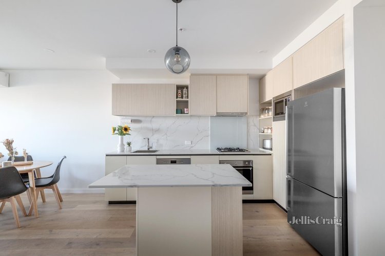 127 801 Centre Road Bentleigh East 3165