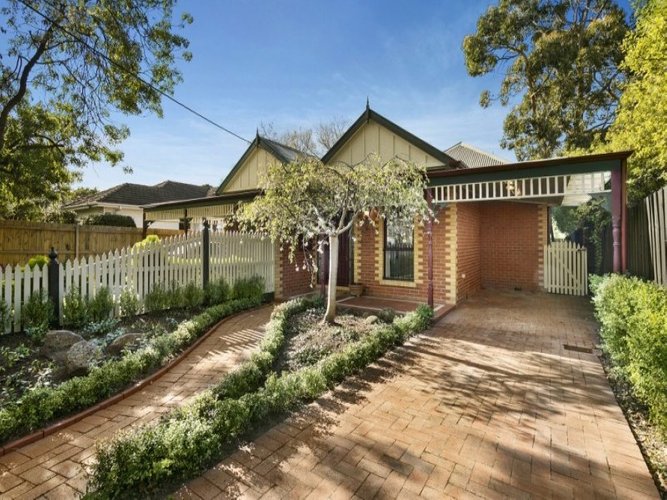 127B Windsor Crescent Mont Albert 3127