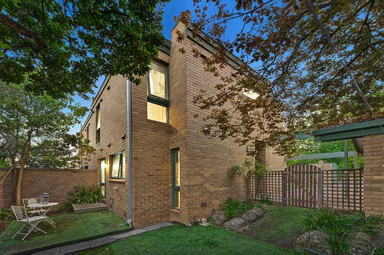 12/8-12 Weir Street Balwyn 3103