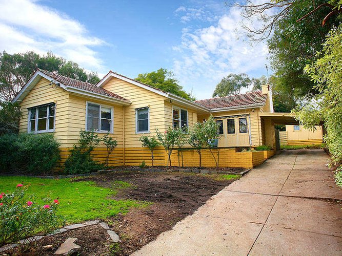 128 Mt Dandenong Road Ringwood East 3135