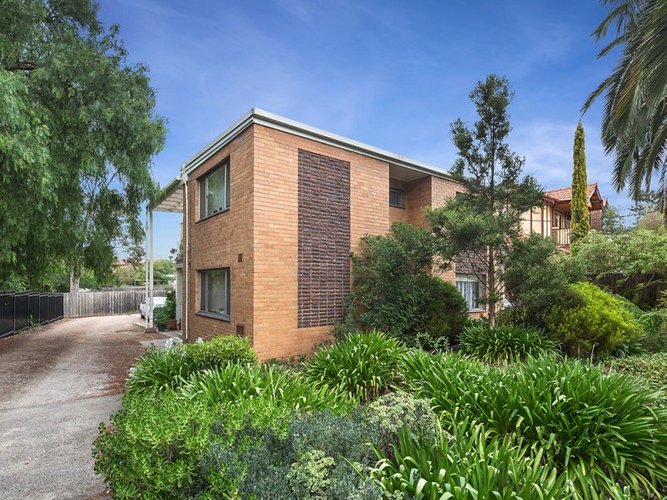 1 28 Warner Street Essendon 3040