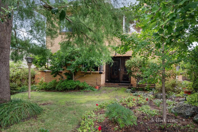 1 28 Wimba Avenue Kew 3101