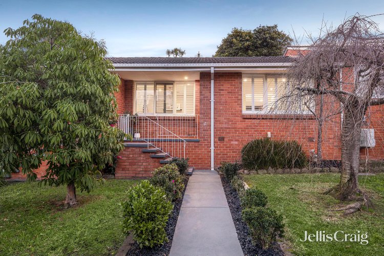 12 82 Victoria Crescent Mont Albert 3127