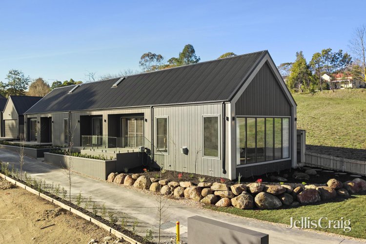 1 29 Hodge Street Daylesford 3460