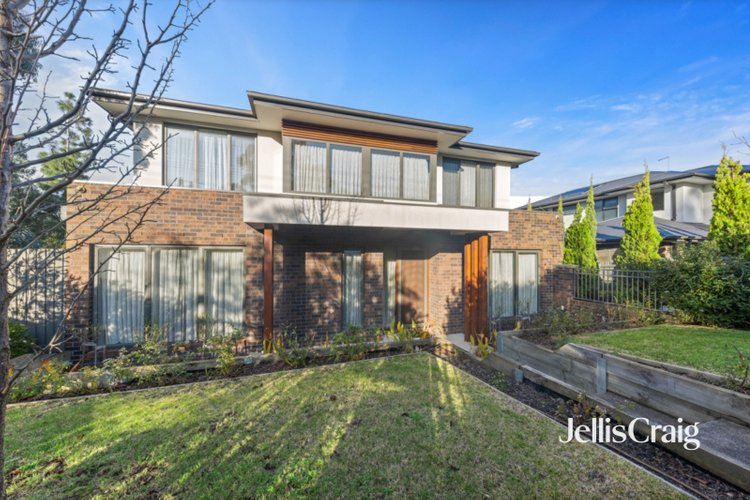 1/296 Waiora Road Macleod 3085