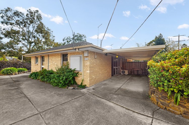 1/298 Parer Road  Airport West 3042