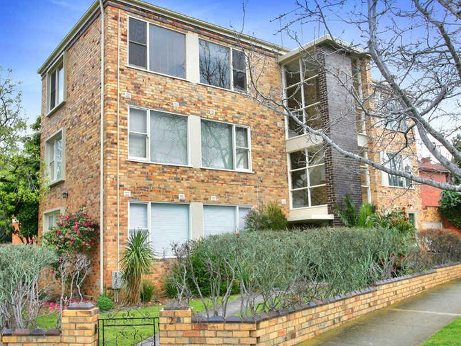 1 2a Avoca Avenue Elwood 3184