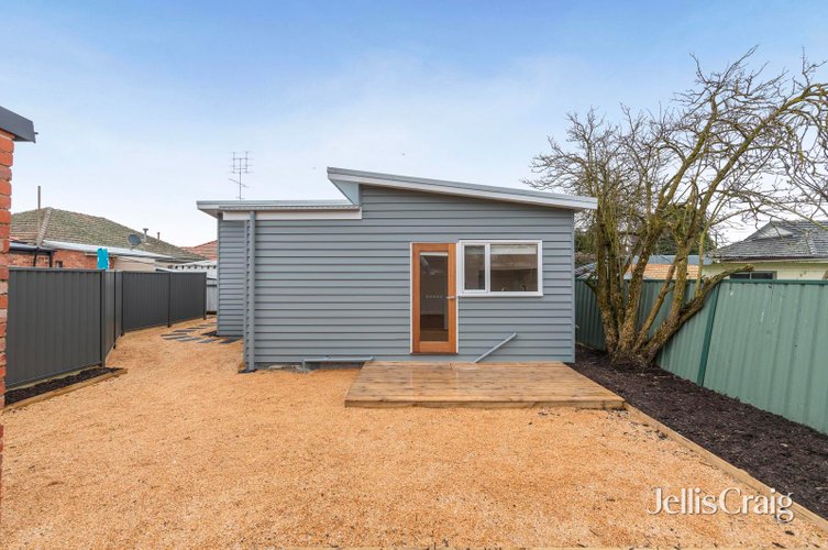 12a Iris Avenue  Wendouree 3355