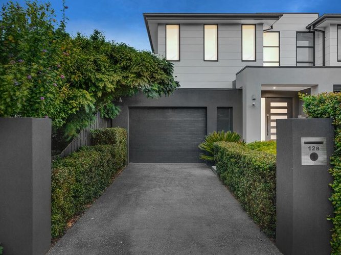 12b Coates Street Bentleigh 3204