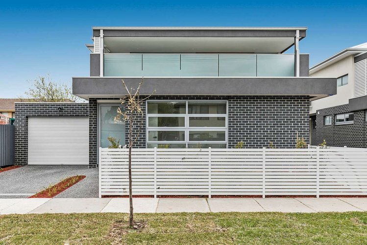 1/3-5 Adelaide Street Murrumbeena 3163