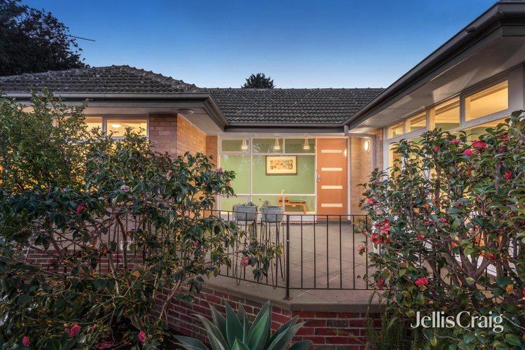 13 Allister Street Mount Waverley 3149