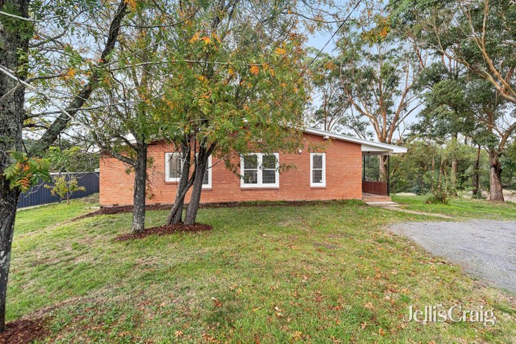 13 Arapiles Street Nerrina 3350