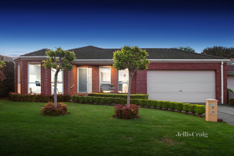 13 Archer Close Lilydale 3140