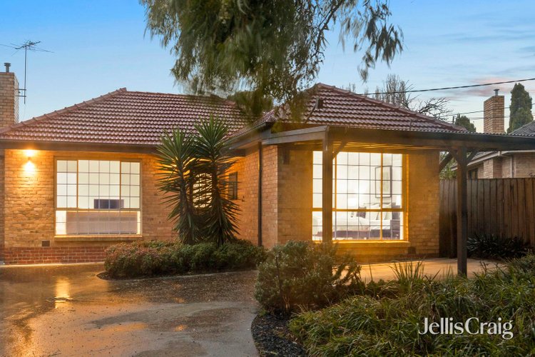 1 3 Ashleigh Court Cheltenham 3192