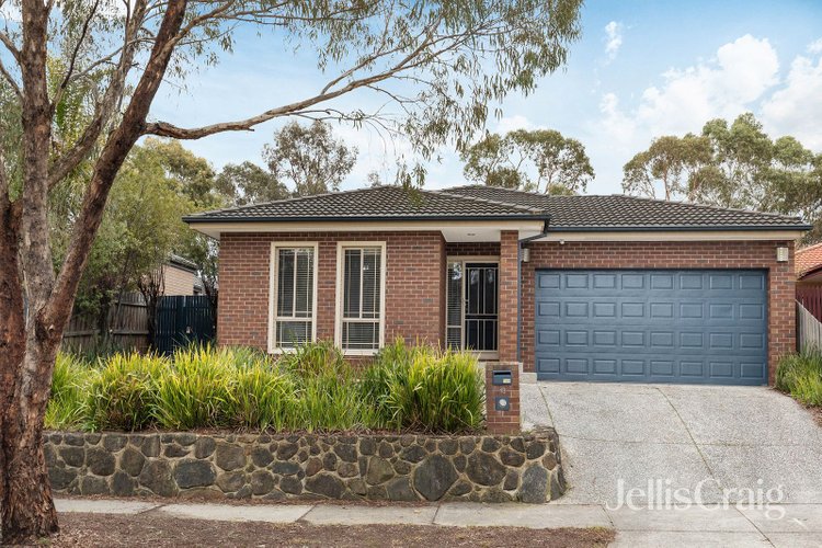 13 Banfield Terrace Greensborough 3088