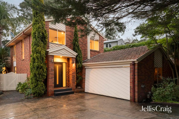 1 3 Carmen Close Eltham 3095