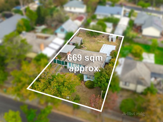 13 Catherine Street Ringwood 3134