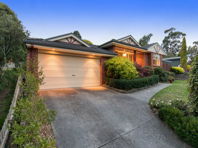 13 Christa Court Lilydale 3140