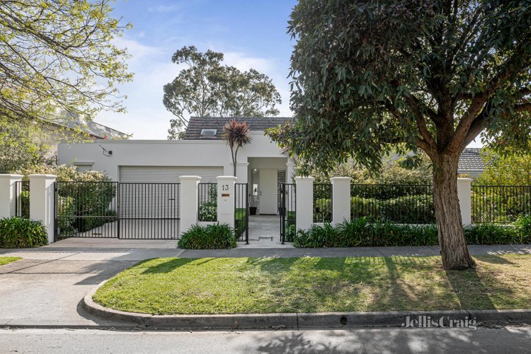 13 Clapham Street Balwyn 3103