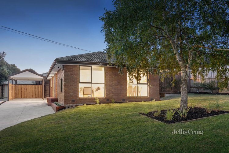 13 Daymar Drive Mooroolbark 3138