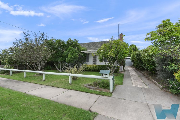 13 Dean Street, Bairnsdale
