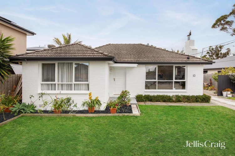 13 Delville Avenue Mentone 3194