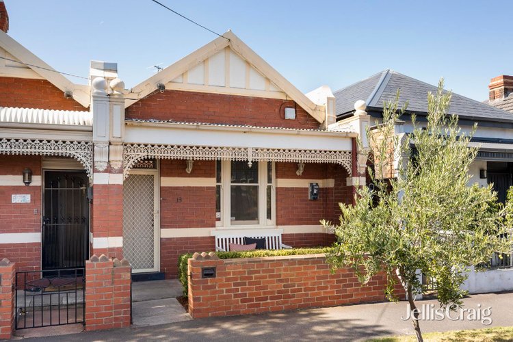 13 Dinsdale Street Albert Park 3206