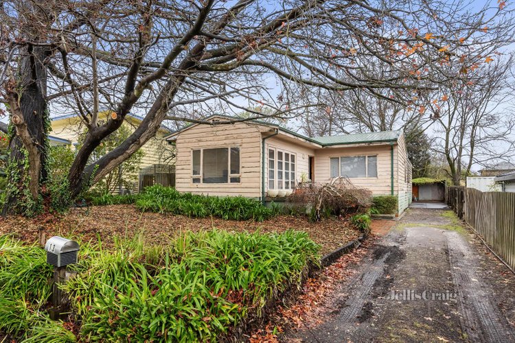 13 Diosma Crescent Nunawading 3131