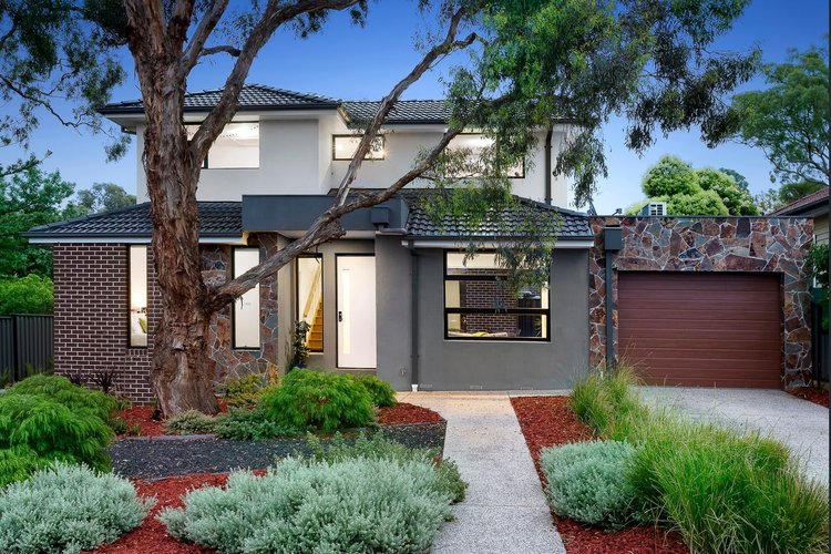  1/3 Echuca Road Greensborough 3088