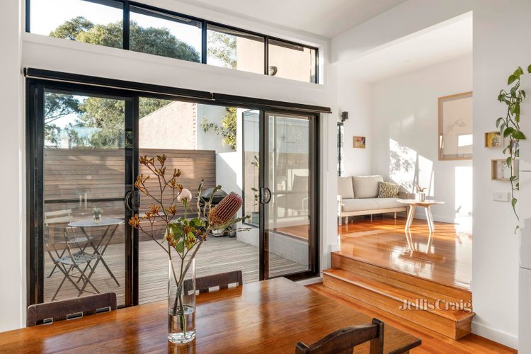 13 Erskine Place North Melbourne 3051