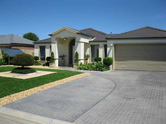 13 Federation Court, Eastwood