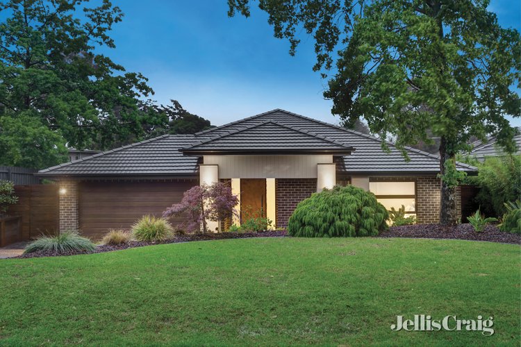 13 Grandview Avenue Ringwood East 3135