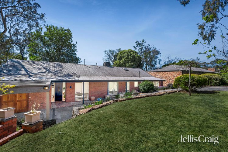 13 Greenwood Lane Mooroolbark 3138