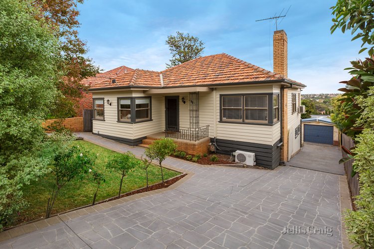 13 Hackett Street Pascoe Vale South 3044