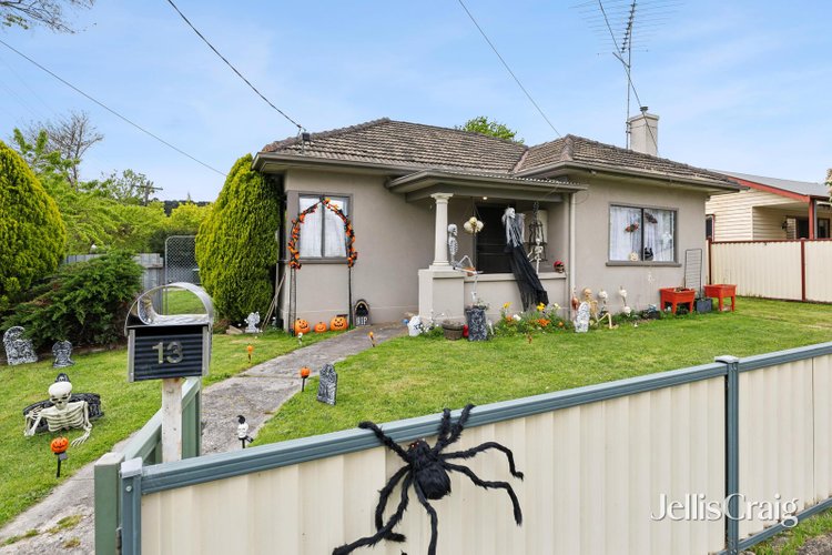 13 Hunt Street Ballarat East 3350