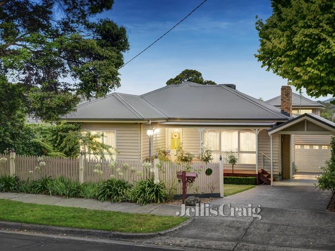 13 Joanna Street Nunawading 3131
