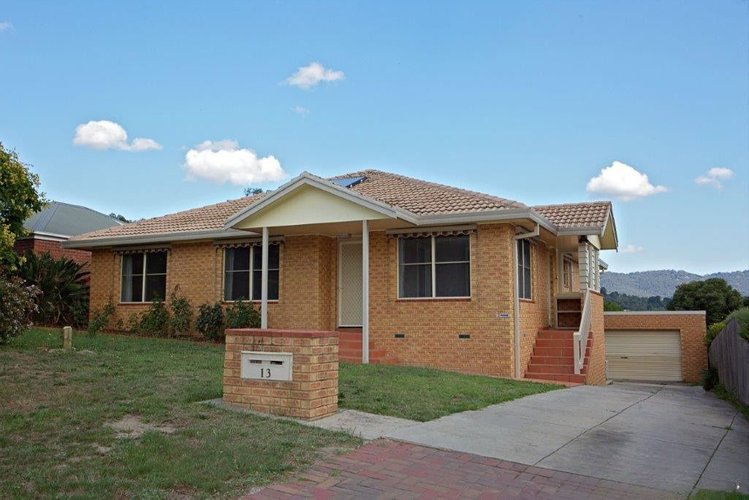 13 Kenthurst Court  Lilydale 3140