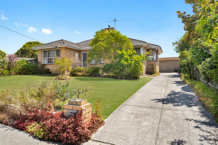 13 Kiers Avenue Mount Waverley 3149