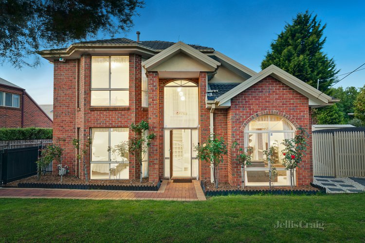 1/3 Kwinana Street Glen Waverley 3150