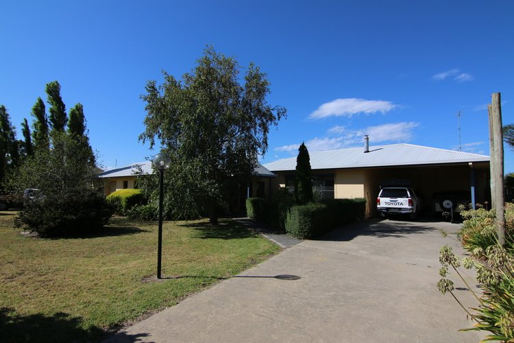 13 Lake Cove Court, Newlands Arm