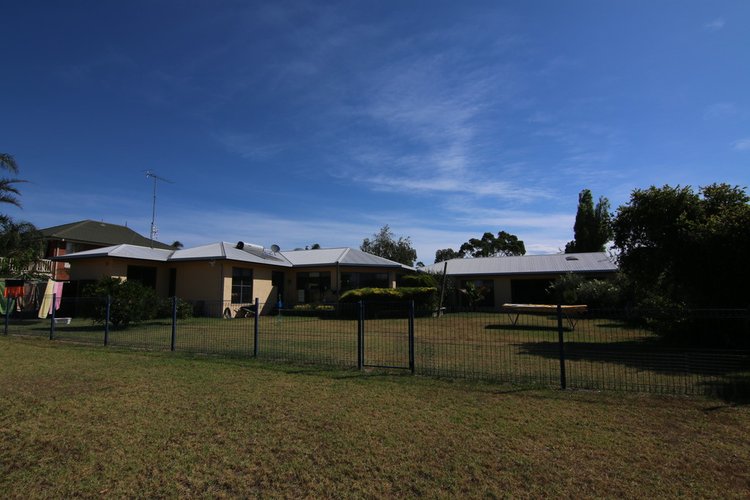 13 Lake Cove Court, Newlands Arm