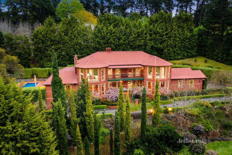 13 Larne Avenue Donvale 3111