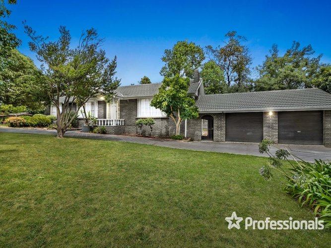 13 MacMillan Street Mooroolbark 3138