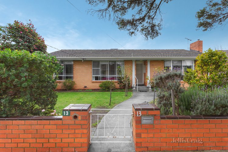 13 Noora Avenue Bentleigh East 3165